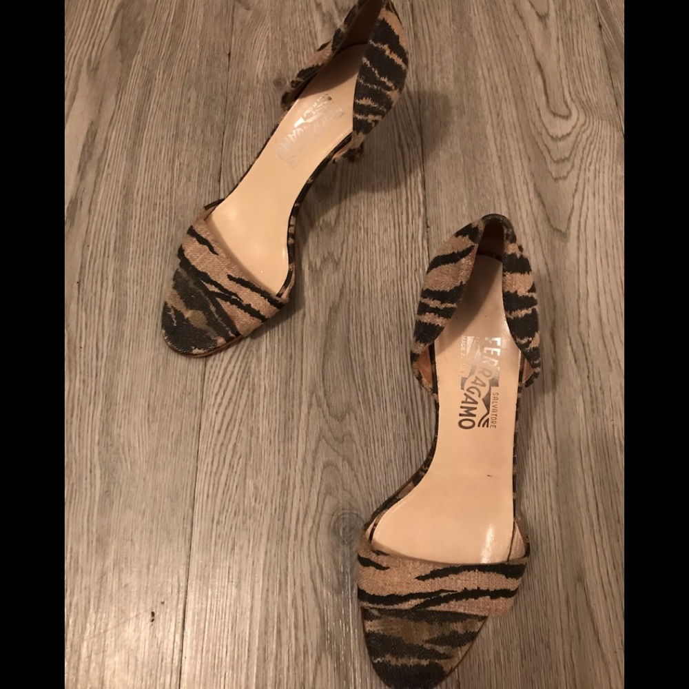 💥 Salvatore Ferragamo Heels 💥❕